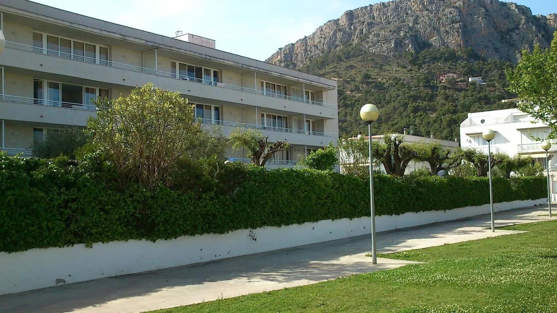 Apartamentos Miami L'Estartit 2*,  Spain